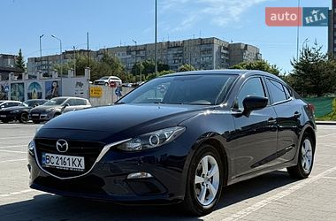 Седан Mazda 3 2016 в Львове
