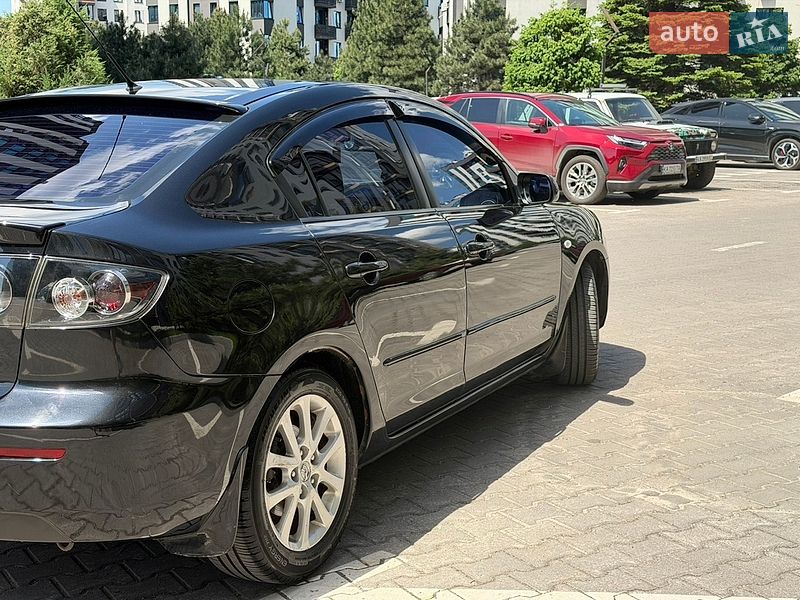 Седан Mazda 3 2008 в Софіївській Борщагівці