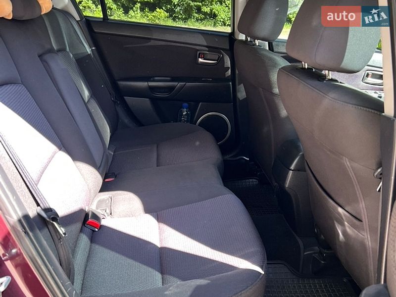 Седан Mazda 3 2007 в Киеве