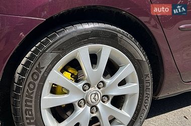 Седан Mazda 3 2007 в Киеве