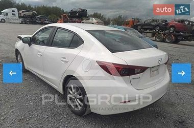 Седан Mazda 3 2015 в Ірпені
