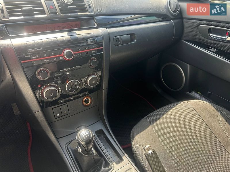 Седан Mazda 3 2008 в Киеве