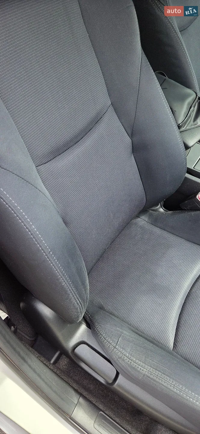 2010 Mazda 3 - мініатюра 13