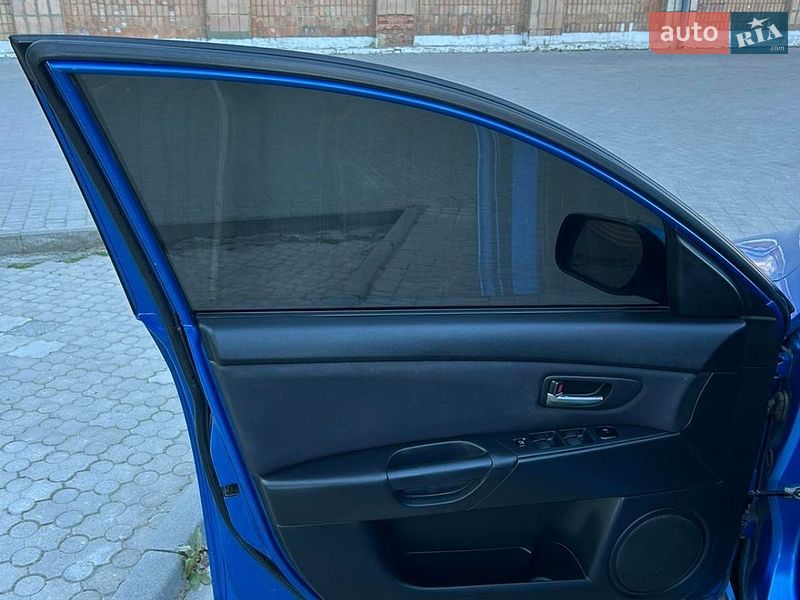 Хэтчбек Mazda 3 2005 в Желтых Водах