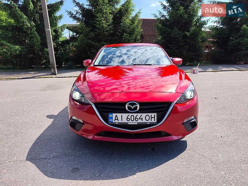 Седан Mazda 3 2016 в Киеве