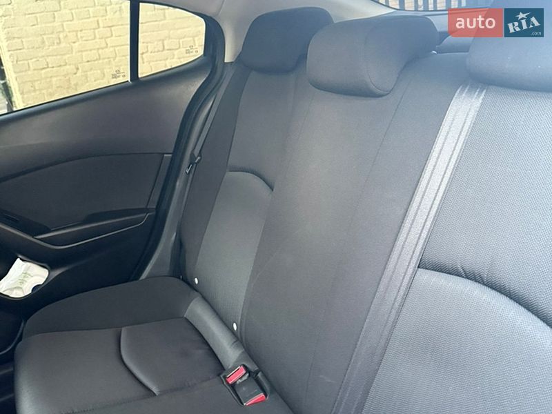 Седан Mazda 3 2014 в Белой Церкви