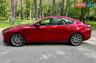 Седан Mazda 3 2019 в Киеве