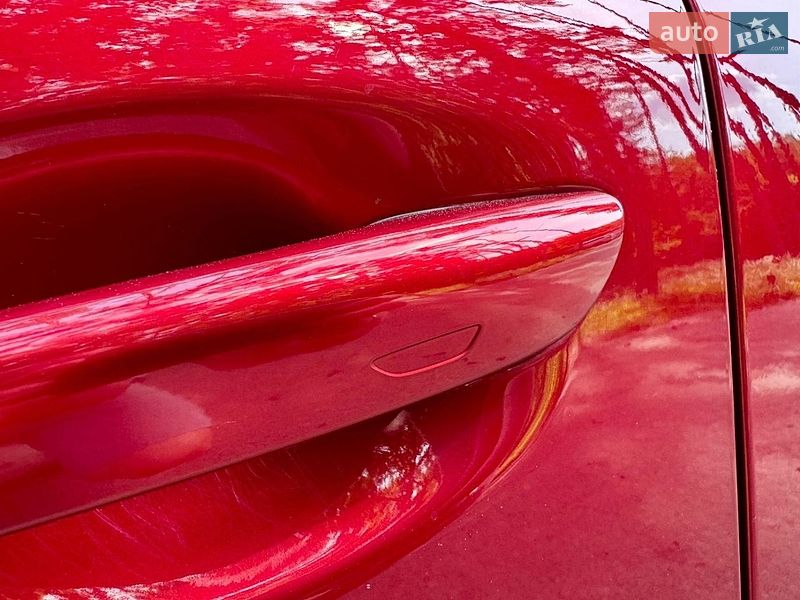 Седан Mazda 3 2019 в Киеве