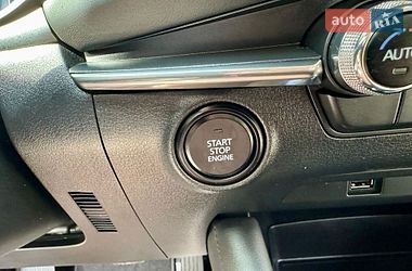 Седан Mazda 3 2019 в Киеве