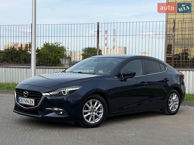 Седан Mazda 3 2017 в Киеве