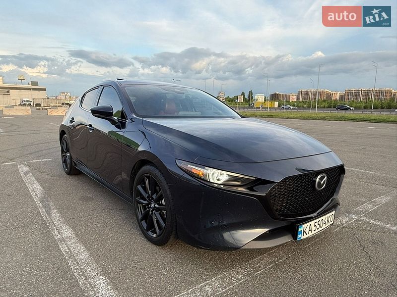 Хэтчбек Mazda 3 2019 в Киеве