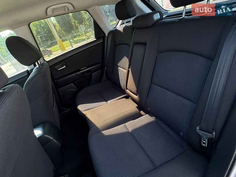 Хэтчбек Mazda 3 2006 в Каменке фото 9 Хэтчбек Mazda 3 2006 в Каменке