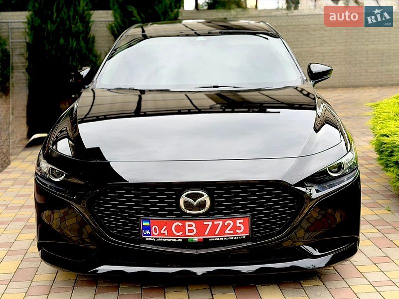 Седан Mazda 3 2021 в Дніпрі
