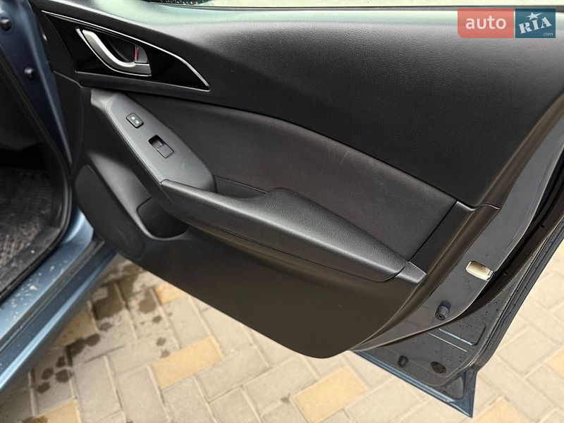 Хетчбек Mazda 3 2014 в Вінниці