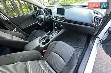 Седан Mazda 3 2014 в Киеве