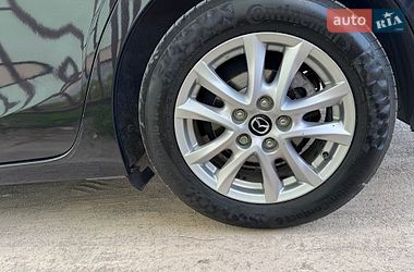 Седан Mazda 3 2013 в Виннице
