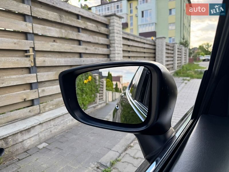 Седан Mazda 3 2013 в Виннице