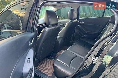 Седан Mazda 3 2013 в Виннице