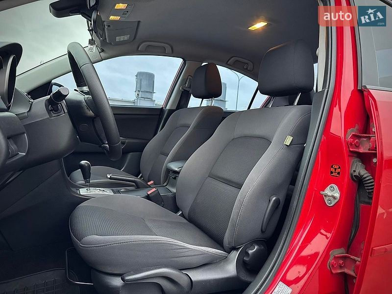 Седан Mazda 3 2008 в Киеве