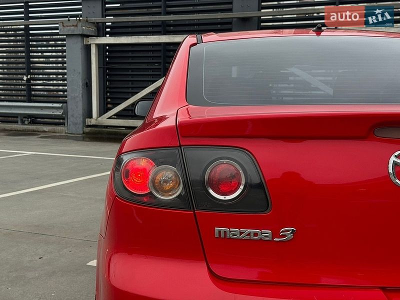 Седан Mazda 3 2008 в Киеве