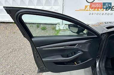 Седан Mazda 3 2020 в Києві