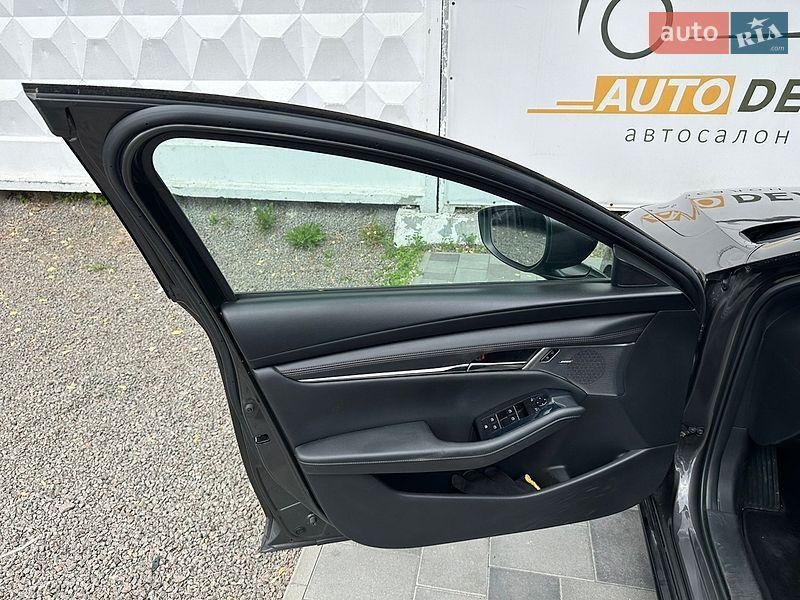 Седан Mazda 3 2020 в Києві