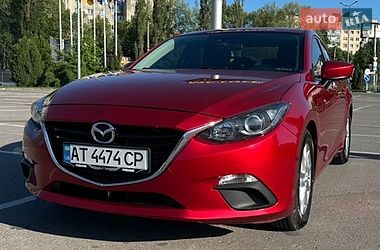 Седан Mazda 3 2015 в Ивано-Франковске