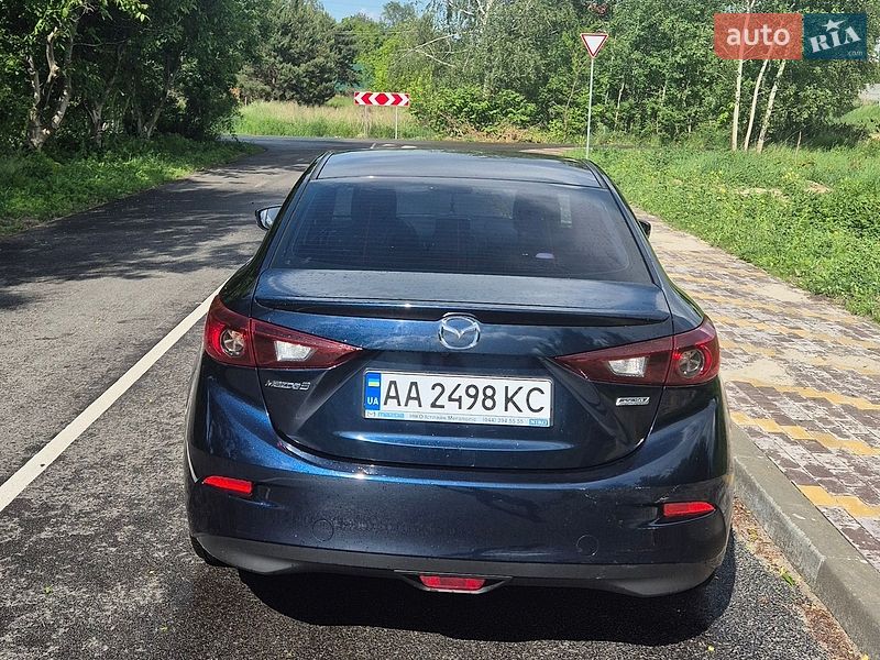 Седан Mazda 3 2014 в Києві
