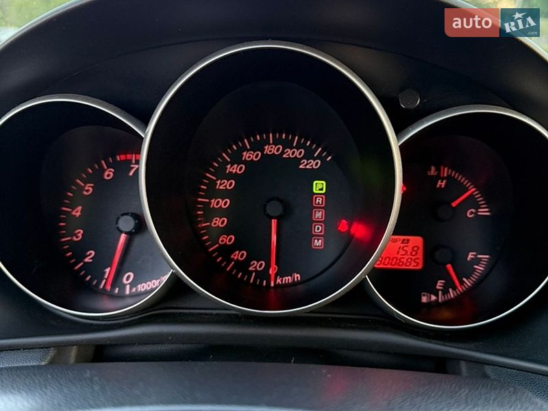 Седан Mazda 3 2006 в Дніпрі