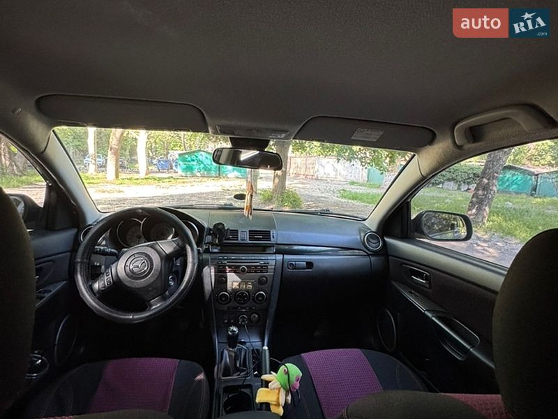 Седан Mazda 3 2006 в Одессе