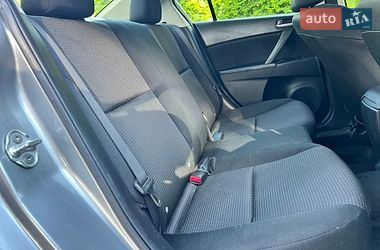 Седан Mazda 3 2013 в Києві