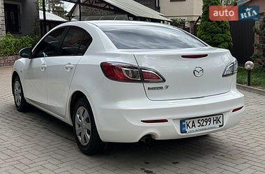 Седан Mazda 3 2011 в Львові