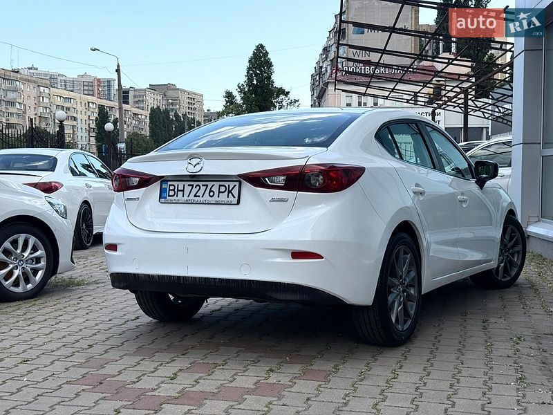 Седан Mazda 3 2018 в Одесі