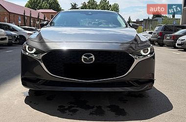 Седан Mazda 3 2019 в Черкасах