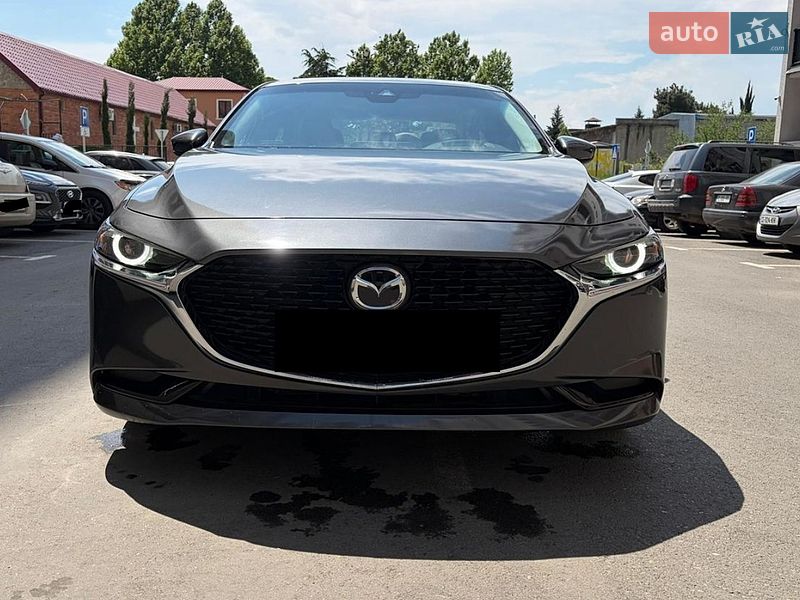 Седан Mazda 3 2019 в Черкассах