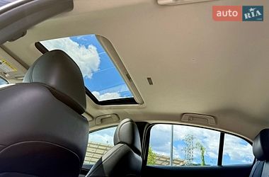 Седан Mazda 3 2023 в Львові