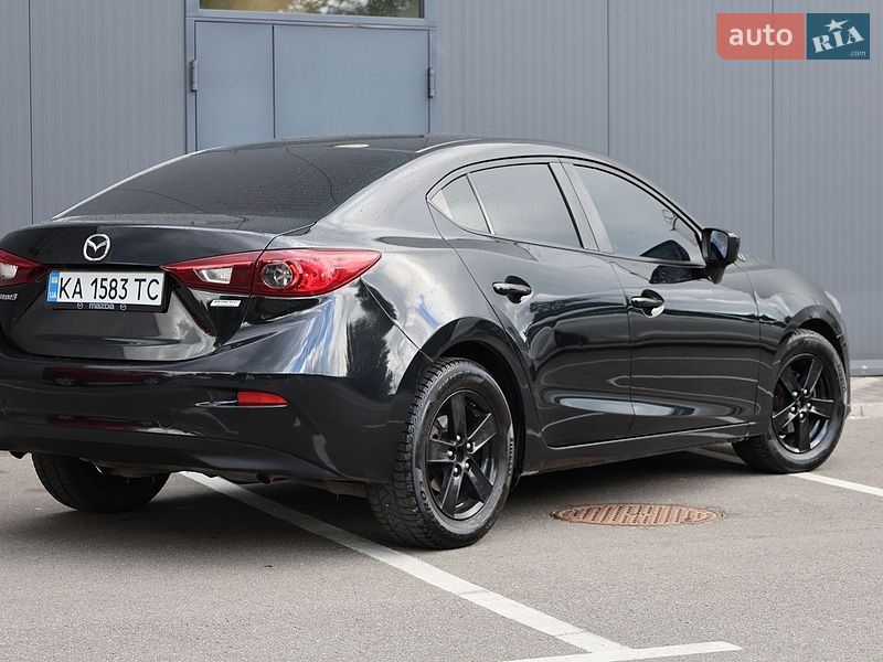 Седан Mazda 3 2014 в Киеве