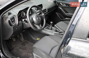 Седан Mazda 3 2014 в Киеве