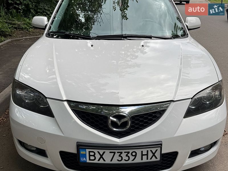 Седан Mazda 3 2008 в Черновцах