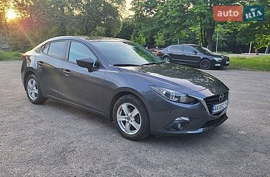 Седан Mazda 3 2015 в Полтаве