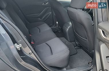 Седан Mazda 3 2015 в Полтаве