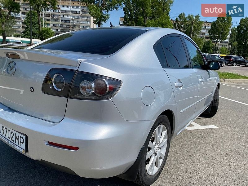 Седан Mazda 3 2007 в Києві