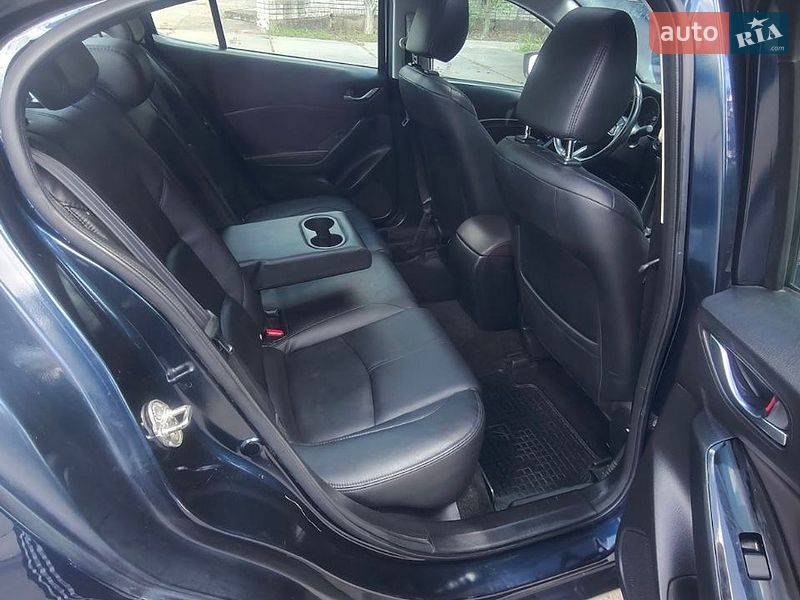 Седан Mazda 3 2016 в Днепре фото 14 Седан Mazda 3 2016 в Днепре