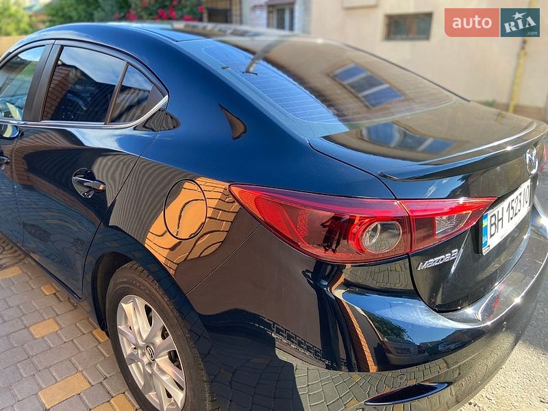 Седан Mazda 3 2018 в Одесі