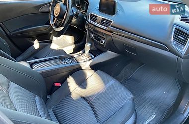Седан Mazda 3 2018 в Одесі