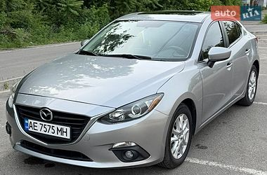 Седан Mazda 3 2014 в Днепре
