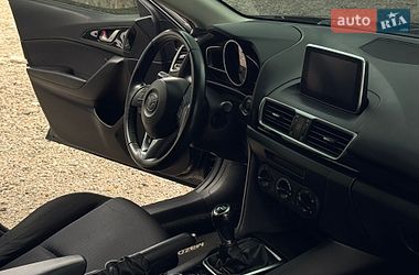 Хетчбек Mazda 3 2016 в Харкові