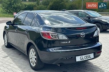 Хэтчбек Mazda 3 2013 в Ровно