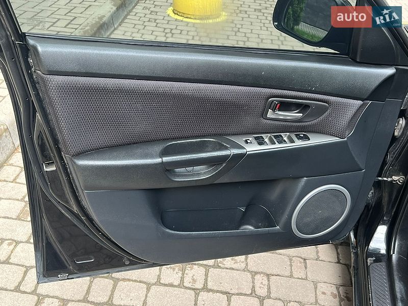 Седан Mazda 3 2008 в Киеве