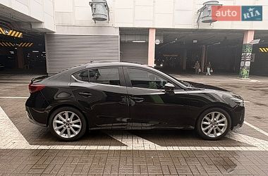 Седан Mazda 3 2016 в Києві
